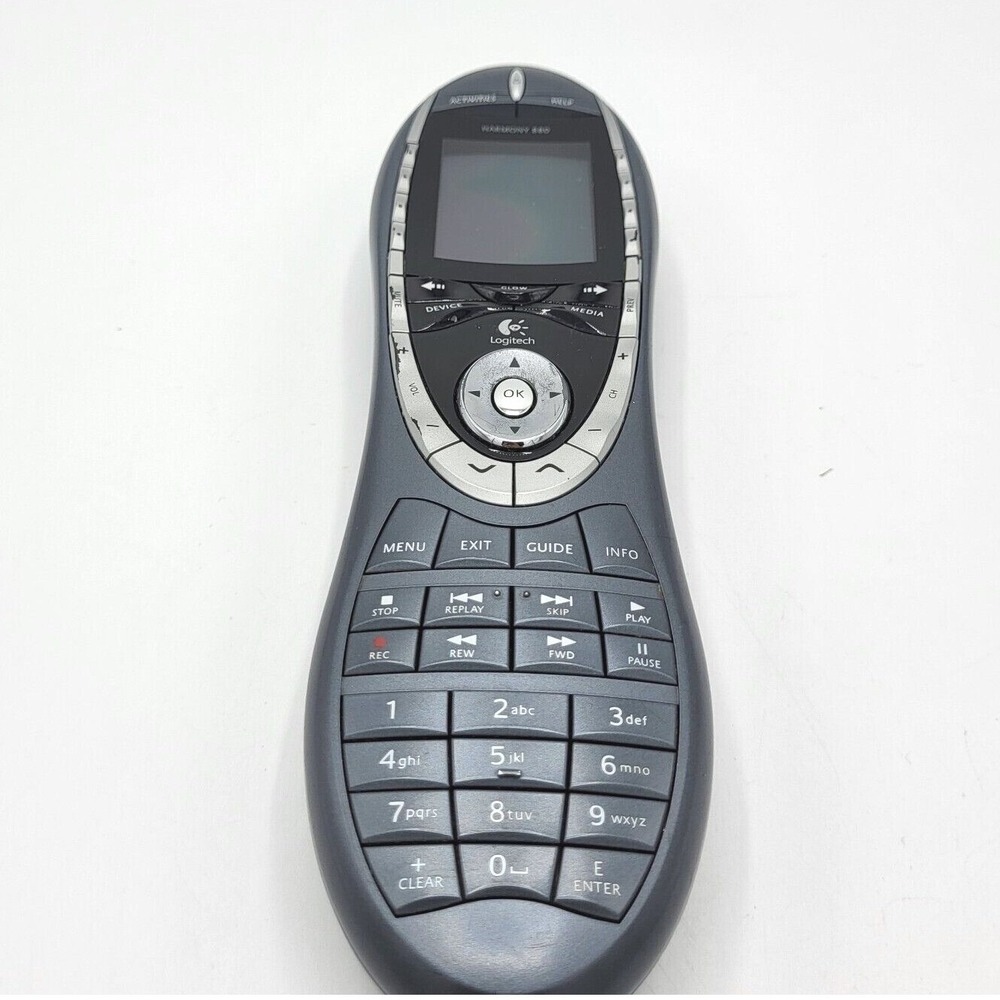 Logitech Harmony 880 Universal Remote Control‎ Damaged Screen for PARTS ONLY